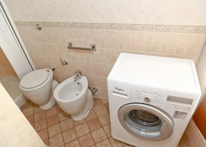 Terrazza Lucilla شقة تْشيفالو